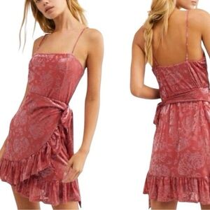 Free people • “velvet” rose wrap dress